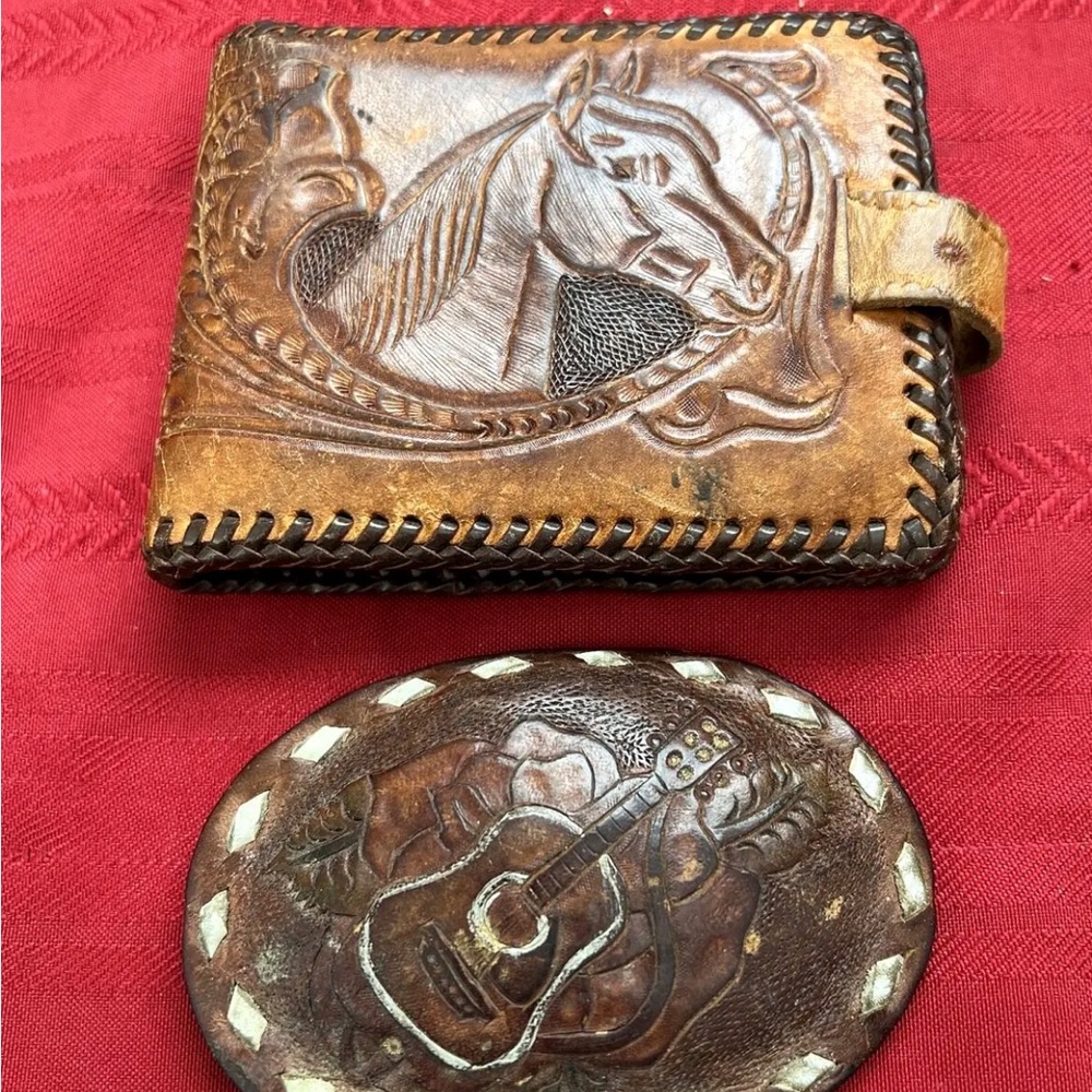 Vintage quality leather handmade wallet and belt buckle